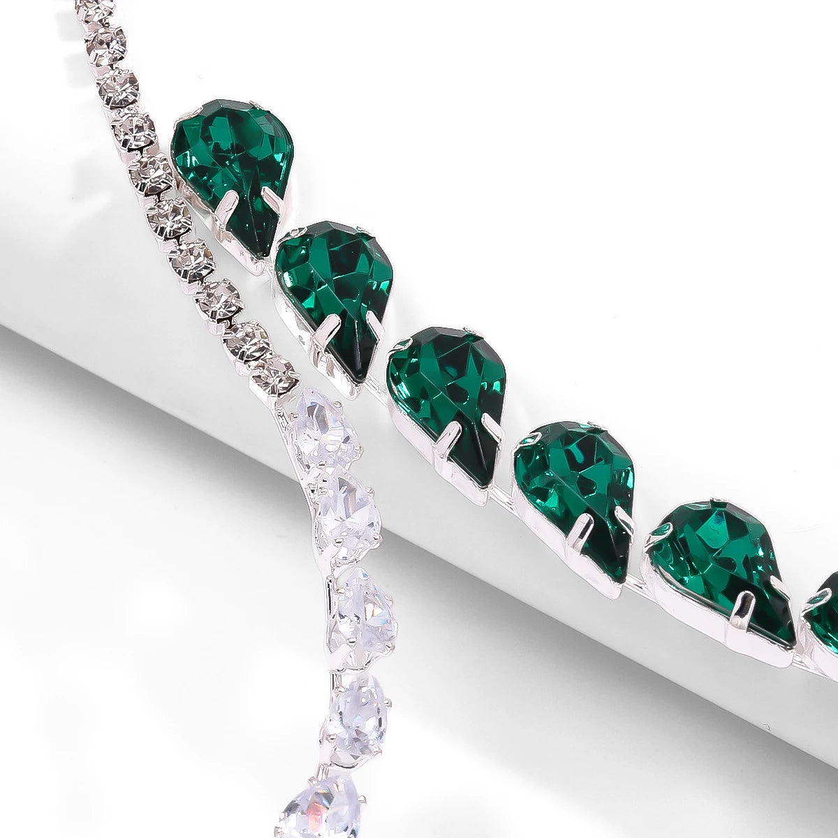Opulence Necklace - Green Inlaid Zircon Chain