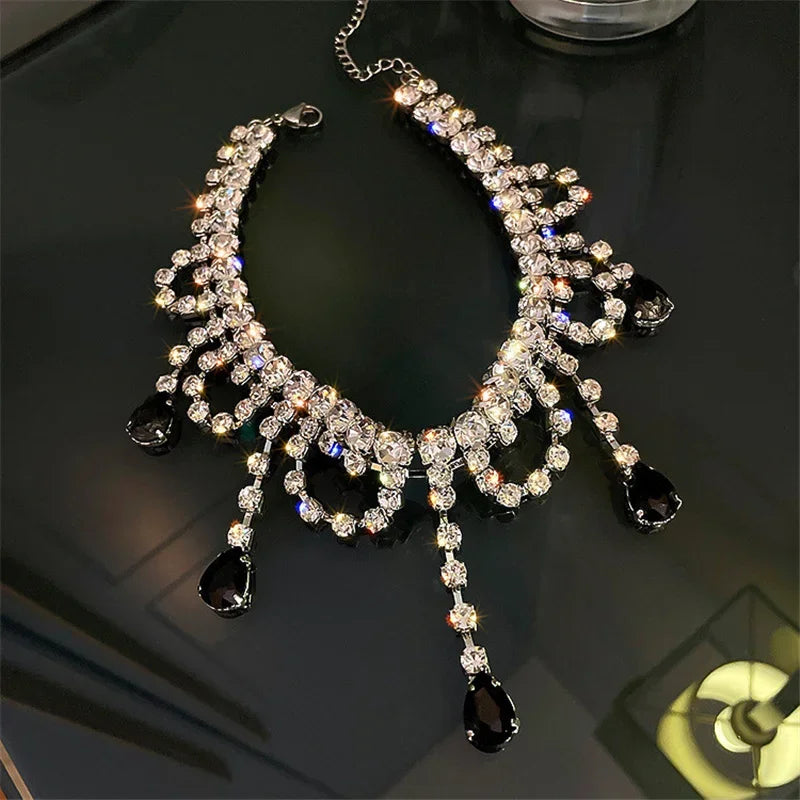 Lovelure - black water drop pendant necklace