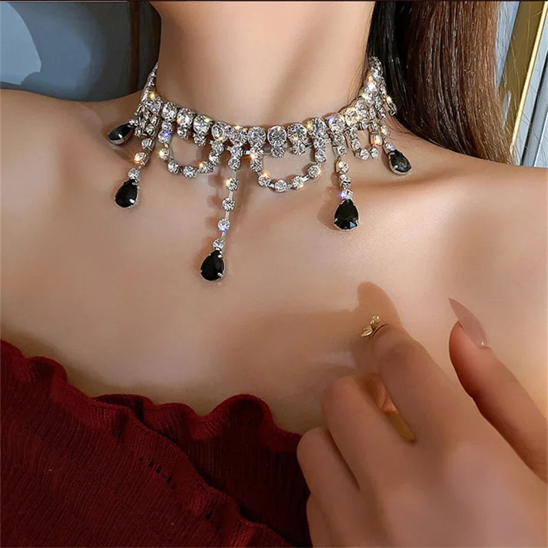 Lovelure - black water drop pendant necklace