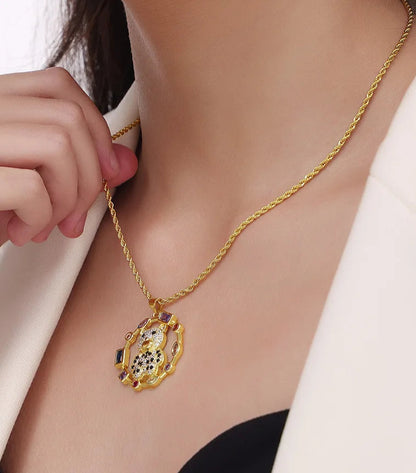 A Bear Affair – Intricate Bear Necklace Collection