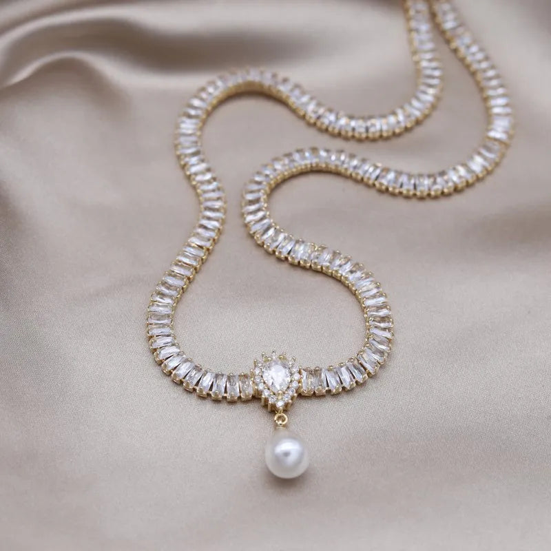 Dainty Desertstone Necklace - Delicate Jewelry